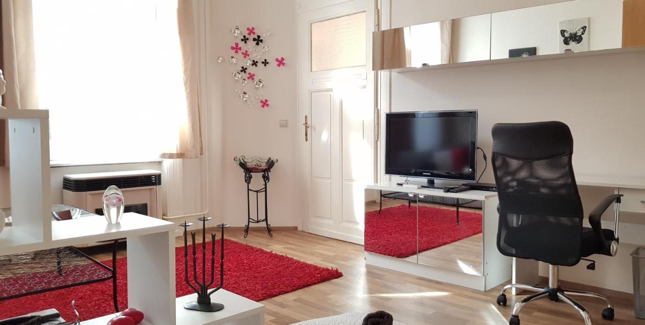 Center Royalty Apartment ブダペスト エクステリア 写真